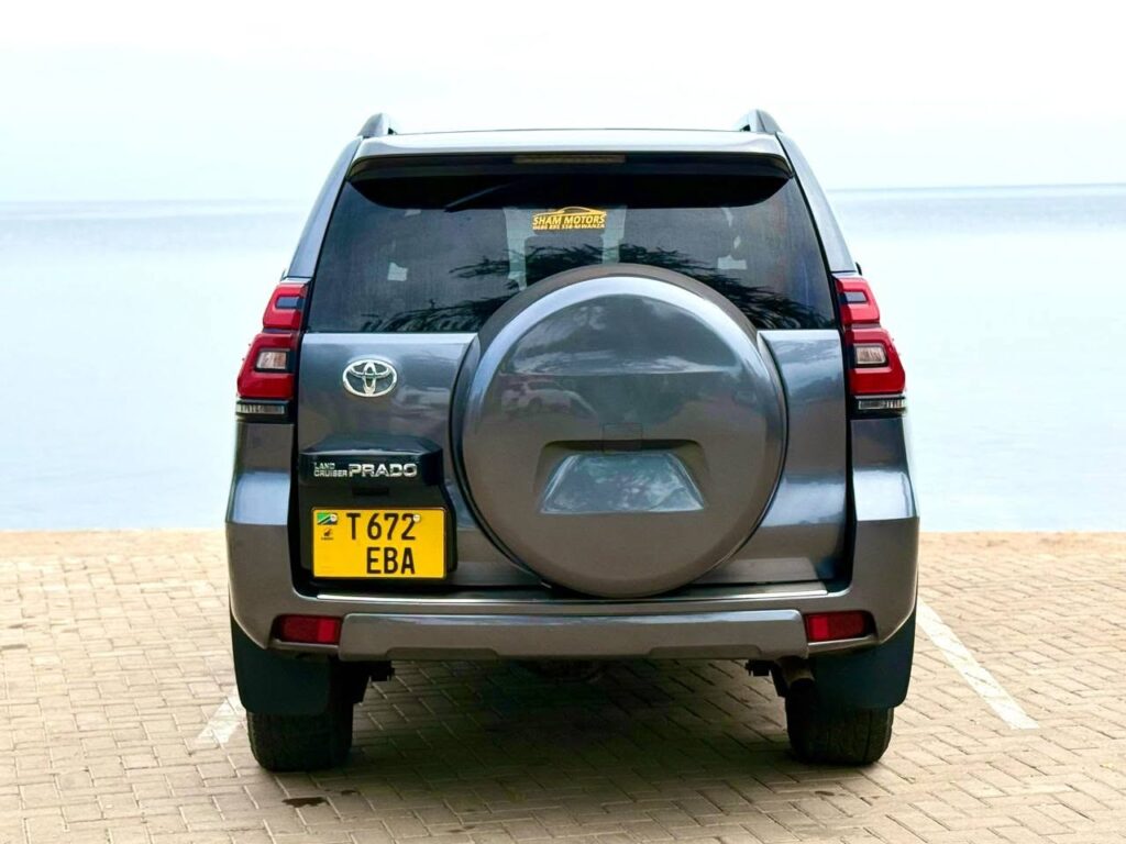 Magari Land Cruiser Prado 2017 lipo