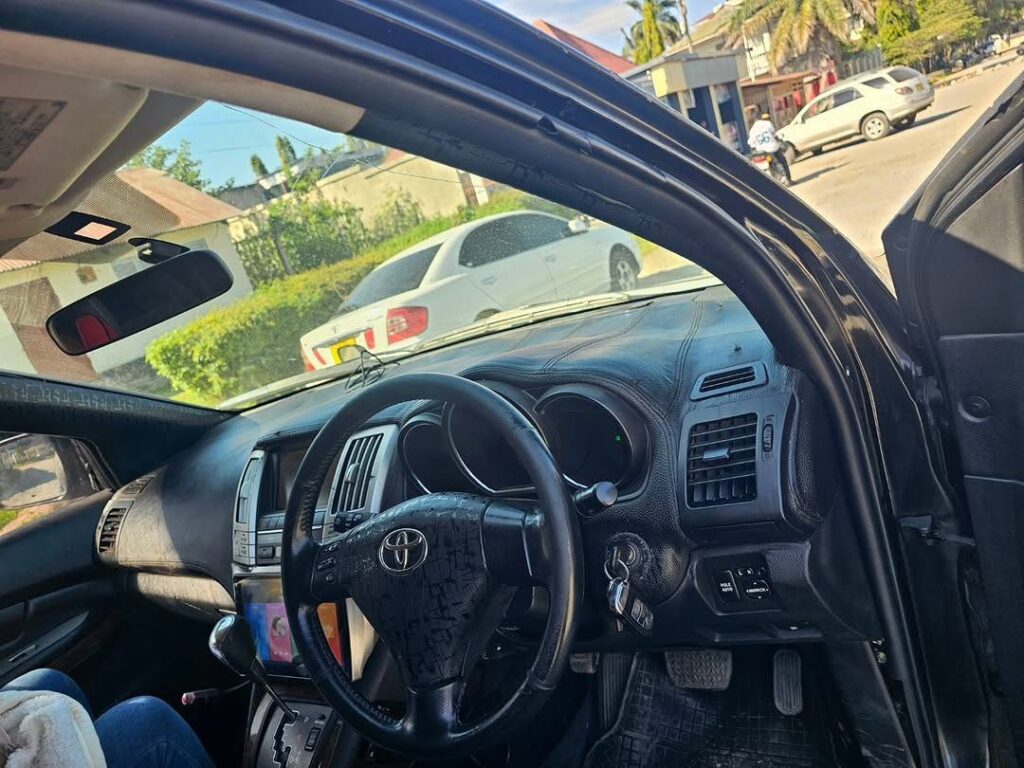 Price Of Toyota Harrier 2007 for Sale in Tanzania