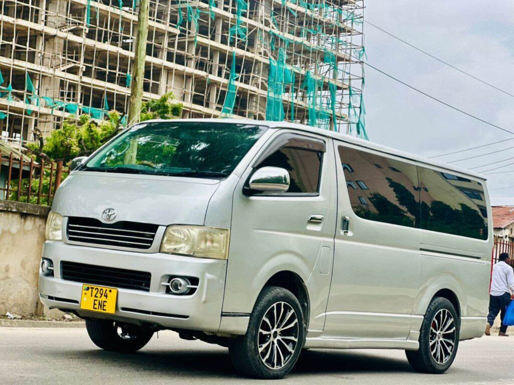 Toyota Hiace 2005 for Sale in Dar es Salaam