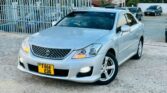 Magari Sokoni Toyota Crown ya Bei Poa 2009