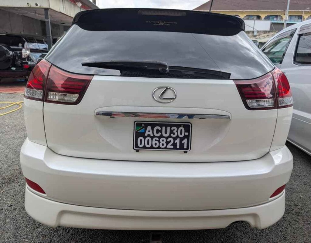 Lexus RX bei poa sokoni Dar es Salaam Tanzania
