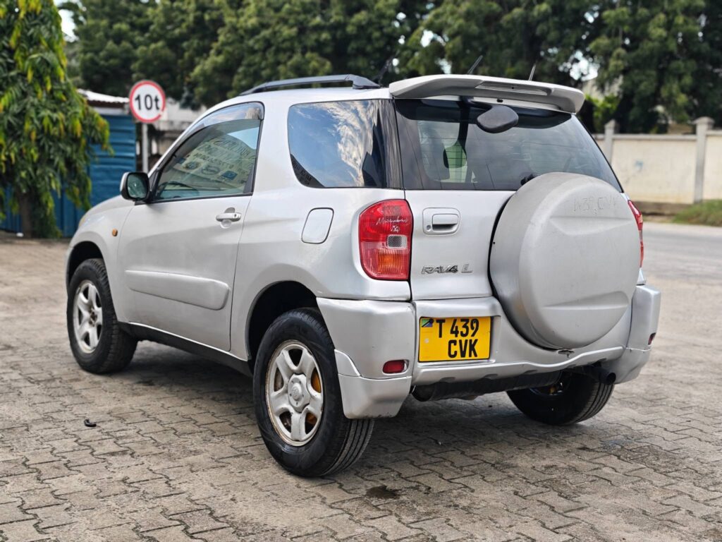 Toyota Rav4 2002 for Sale in Dar es Salaam