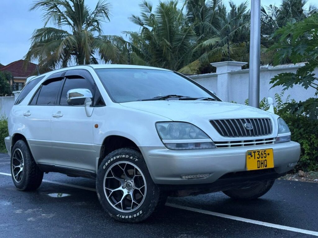 Buy Toyota Harrier 2000 for Sale in Dar es Salaam