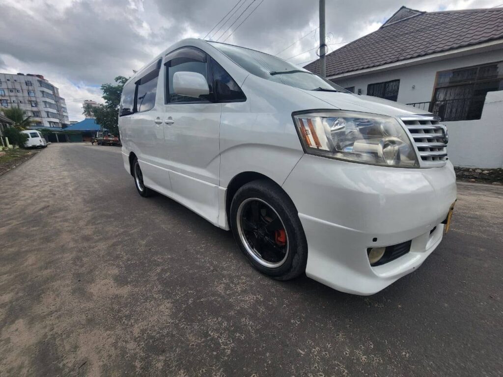 Buy Toyota Alphard 2005 for Sale in Dar es Salaam