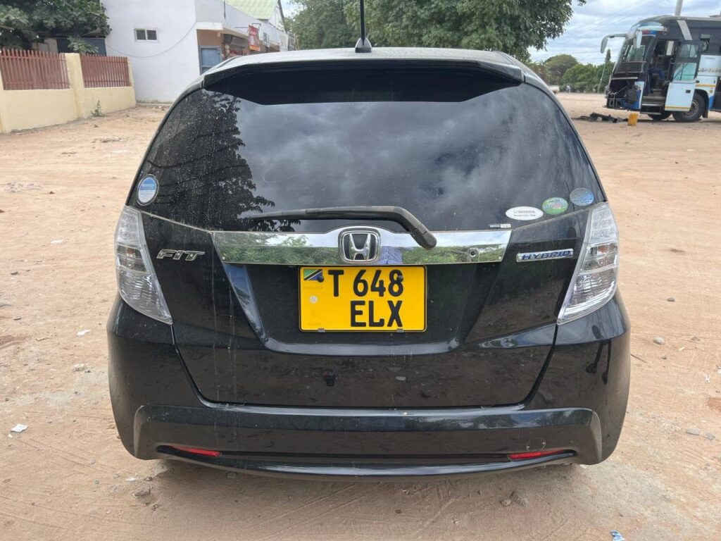 Magari Used Honda Fit 2012 Tabora Tanzania