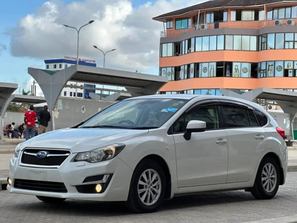 Magari Sokoni Subaru Impreza ya Bei Poa 2015