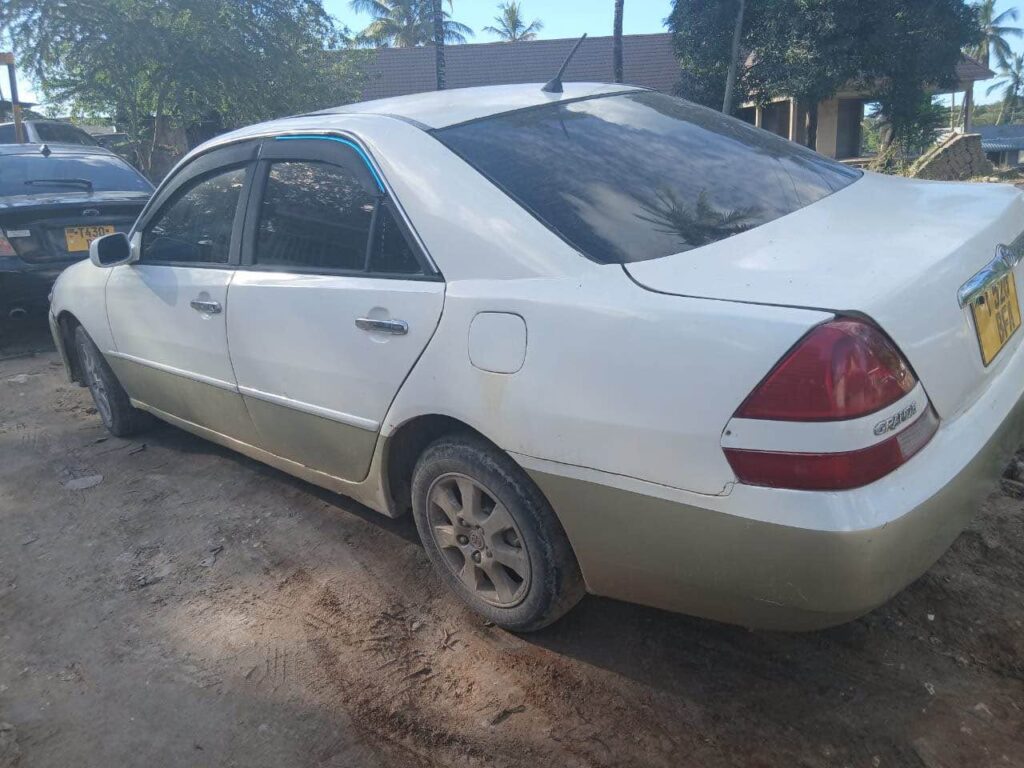 Buy Toyota Mark II 2002 for Sale in Dar es Salaam