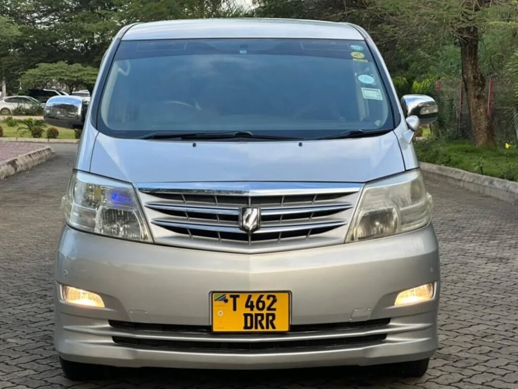 Magari Sokoni Toyota Alphard ya Bei Poa 2006