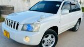 Magari Sokoni Toyota Kluger ya Bei Poa 2004