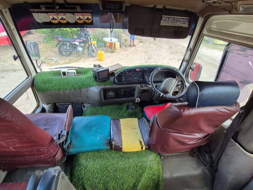 Toyota Coaster 2000 for Sale in Dar es Salaam