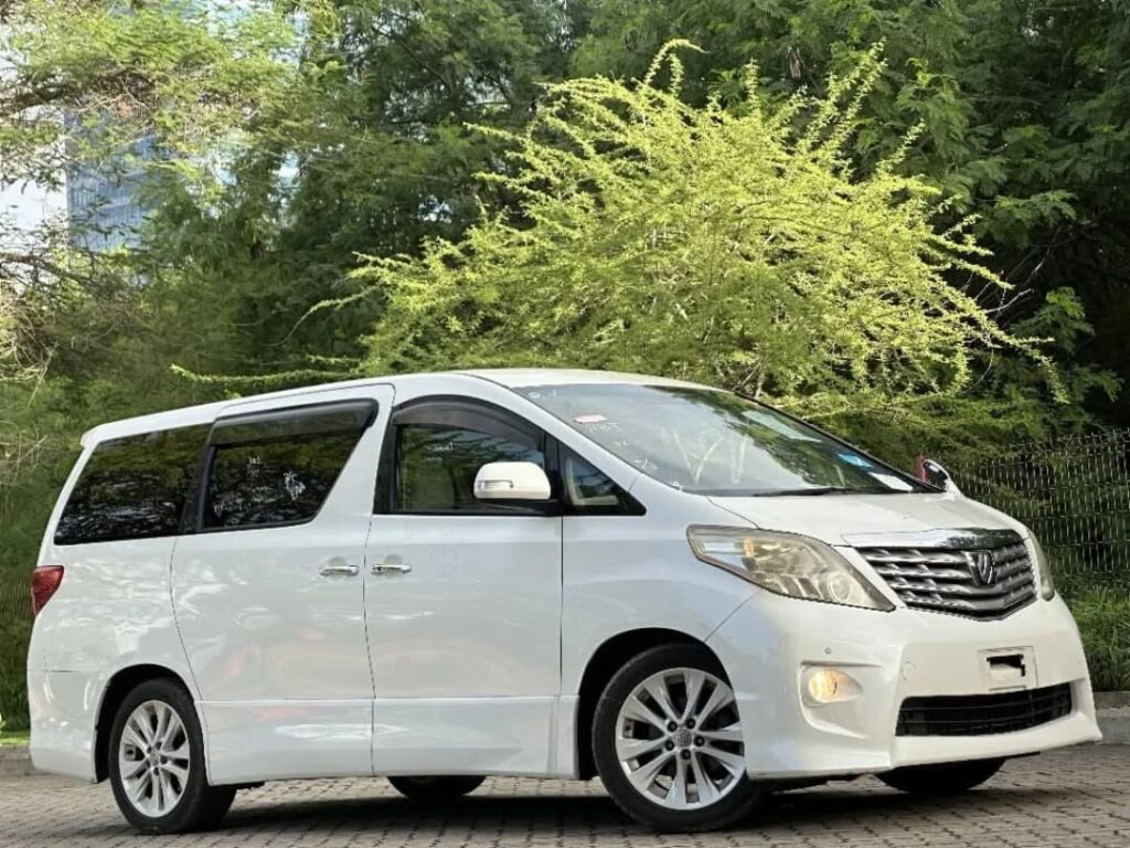 Magari Alphard 2009 lipo Dar es Salaam