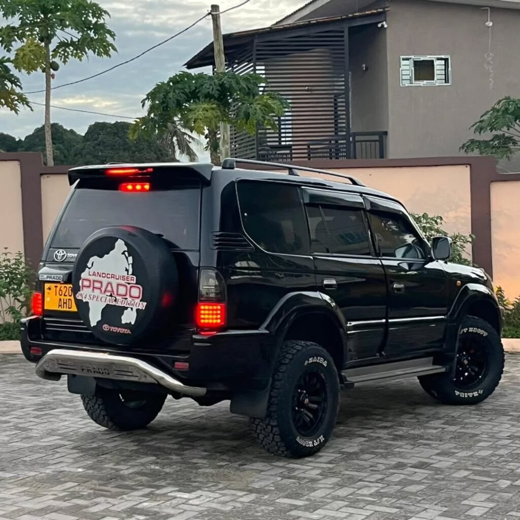 Magari Used Toyota Land Cruiser Prado 1998 Dar es Salaam Tanzania
