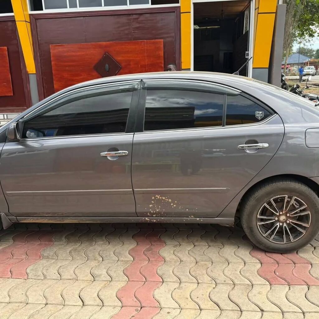Toyota Premio 2005 for Sale in Mwanza