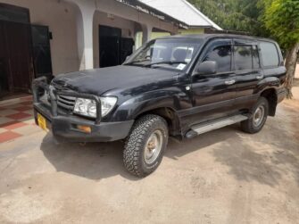 Price of Used Toyota Land Cruiser V8 2003 for Sale in Dar es Salaam Tanzania