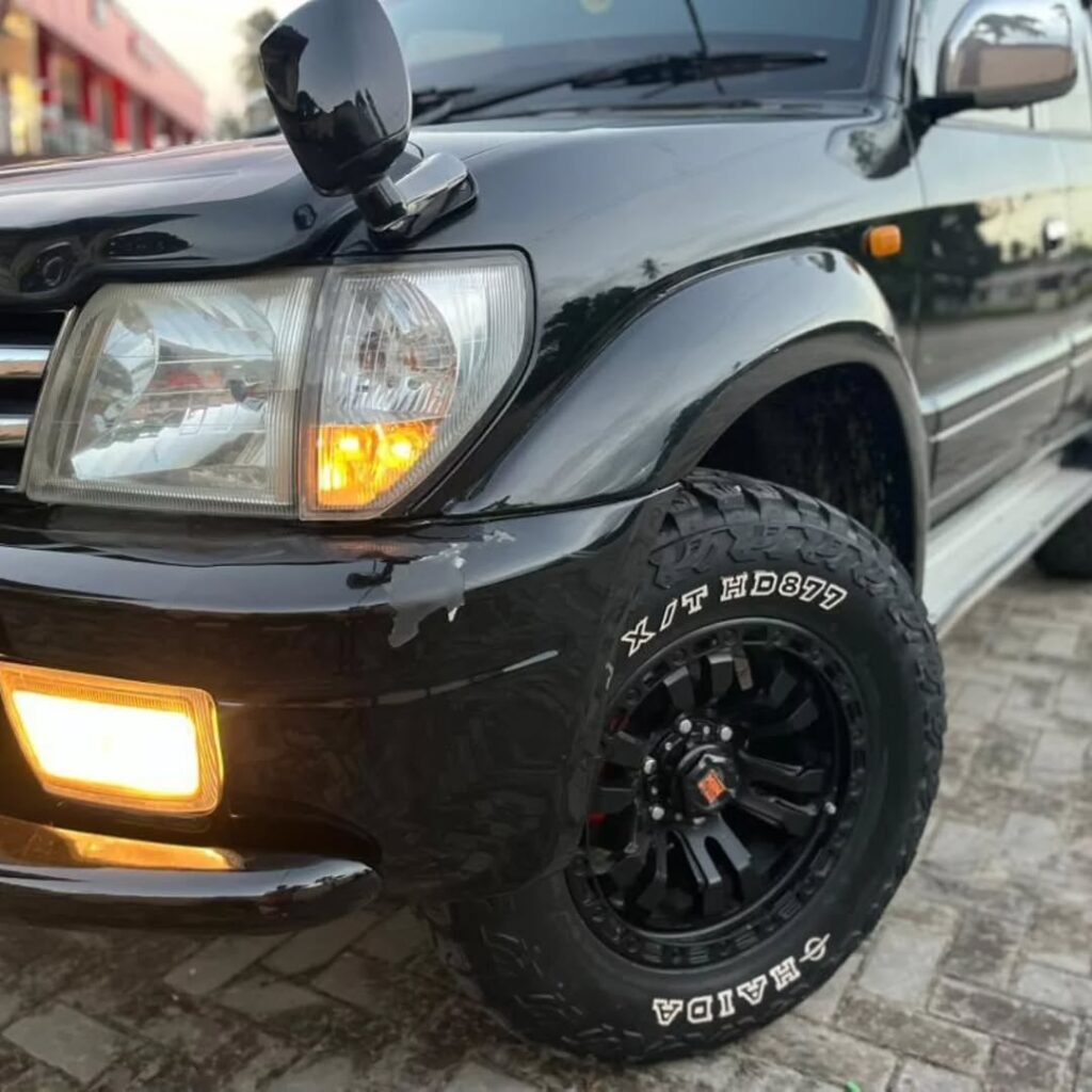 Toyota Land Cruiser Prado 1998 Inauzwa Dar es Salaam Tanzania