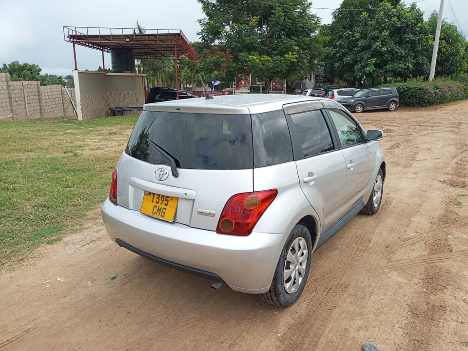 For Sale Toyota IST 2004 in Dar es Salaam