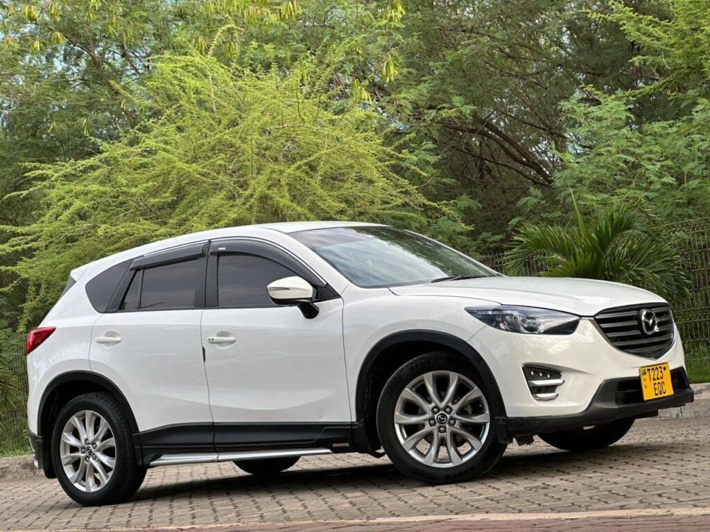 Magari CX-5 2016 lipo Dar es Salaam