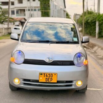 Bei Ya Toyota Sienta 2005 Sokoni Dar es Salaam Tanzania