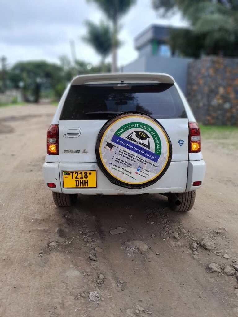 Price Of Toyota Rav4 2004 for Sale in Tanzania