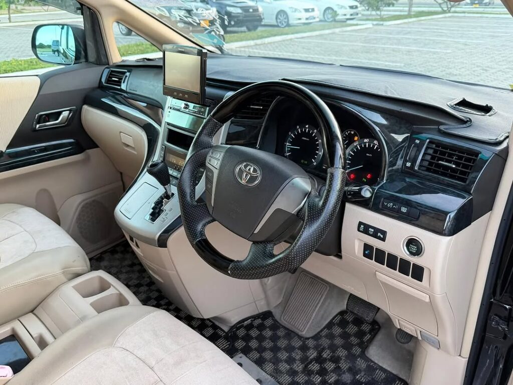 Magari Alphard 2009 lipo Dar es Salaam
