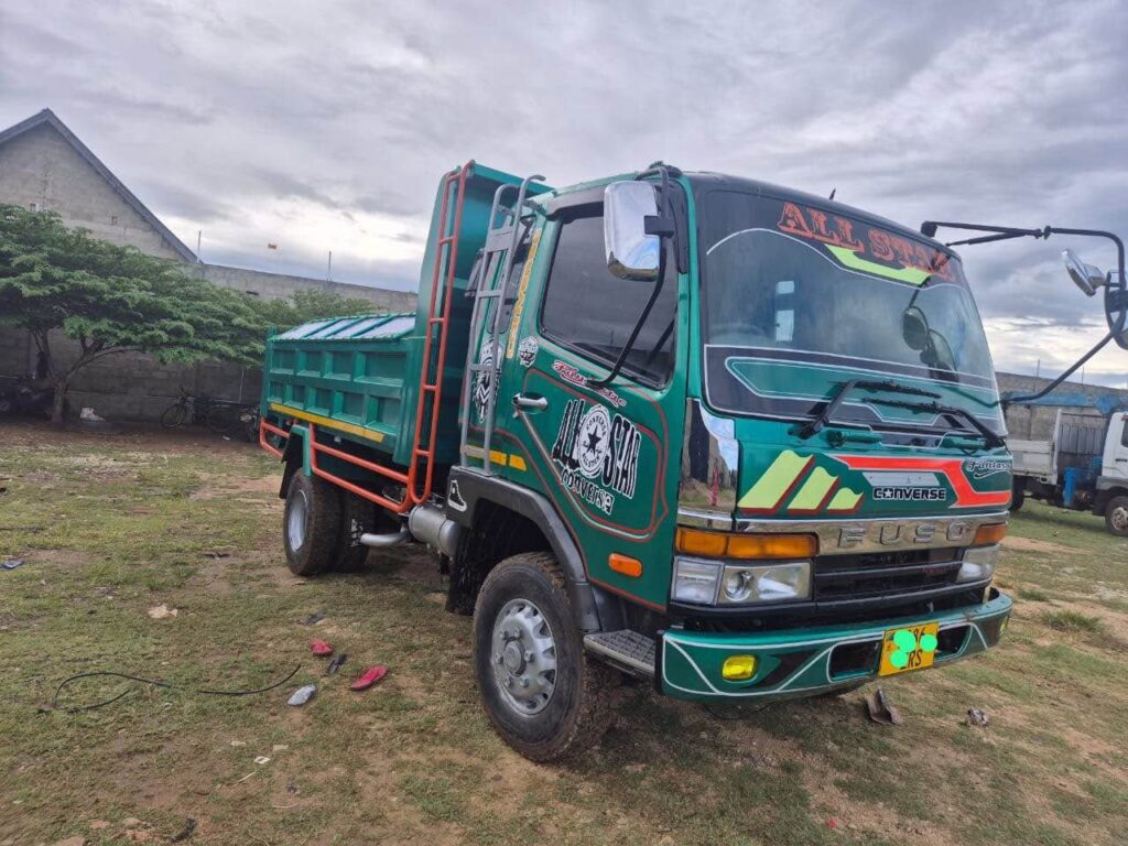 Price Of Mitsubishi Tipper 2005 for Sale in Tanzania