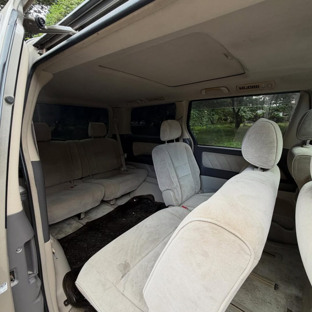 Toyota Alphard 2005 for Sale in Arusha
