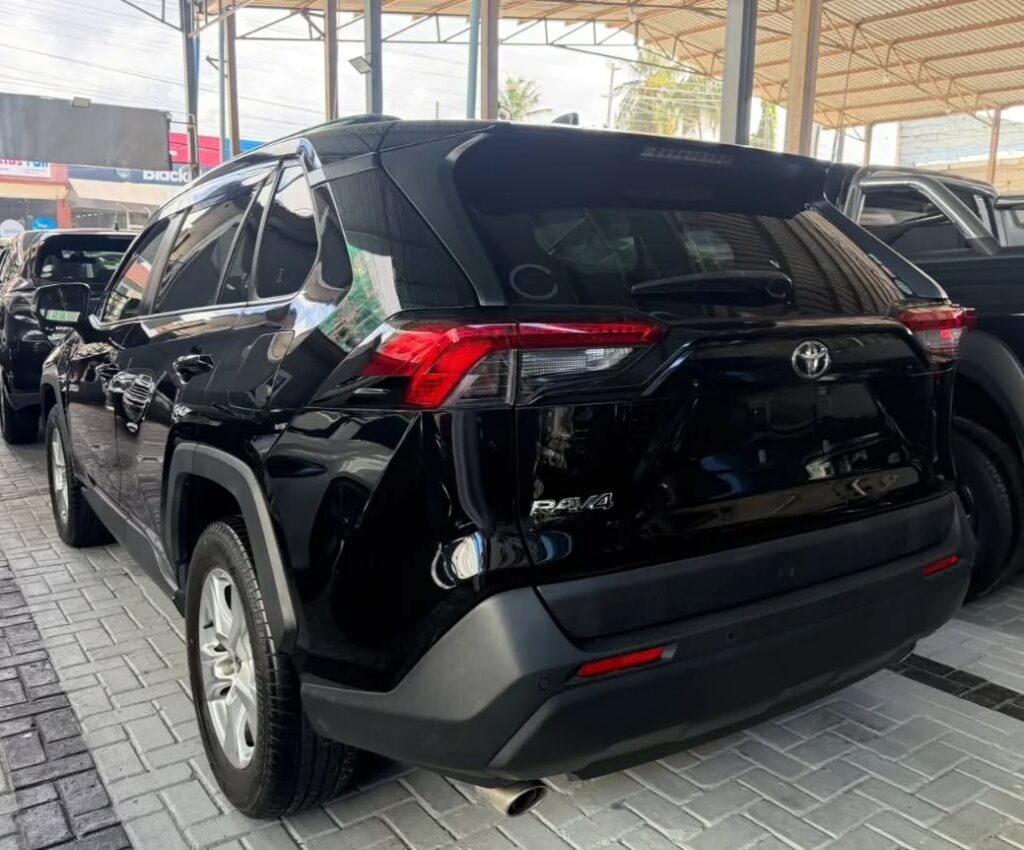 Magari Used Toyota Rav4 2020 Dar es Salaam Tanzania
