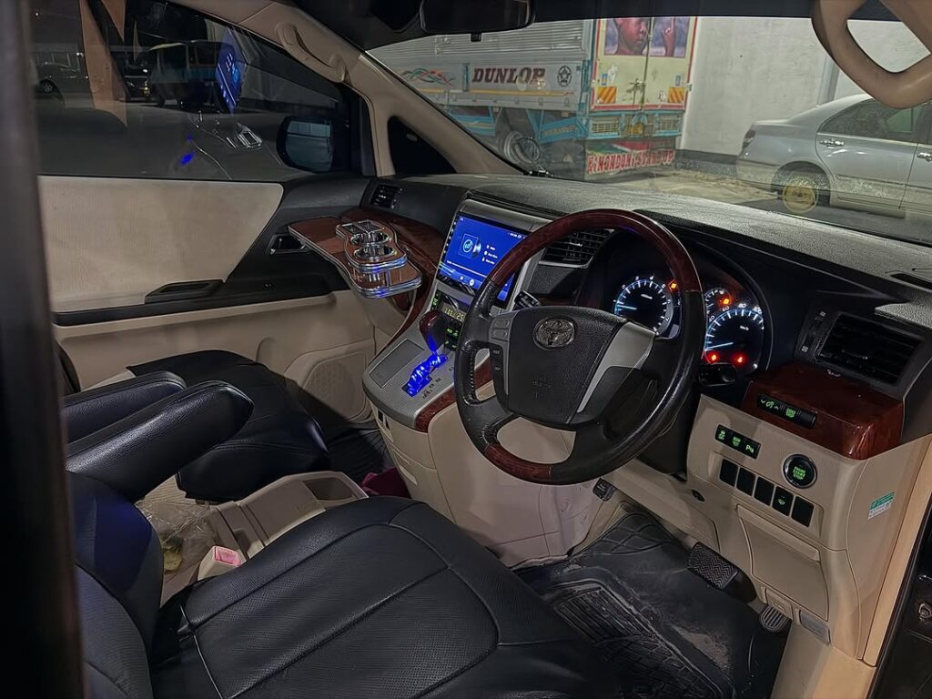 Bei ya Toyota Alphard 2010 Sokoni Dar es Salaam Tanzania