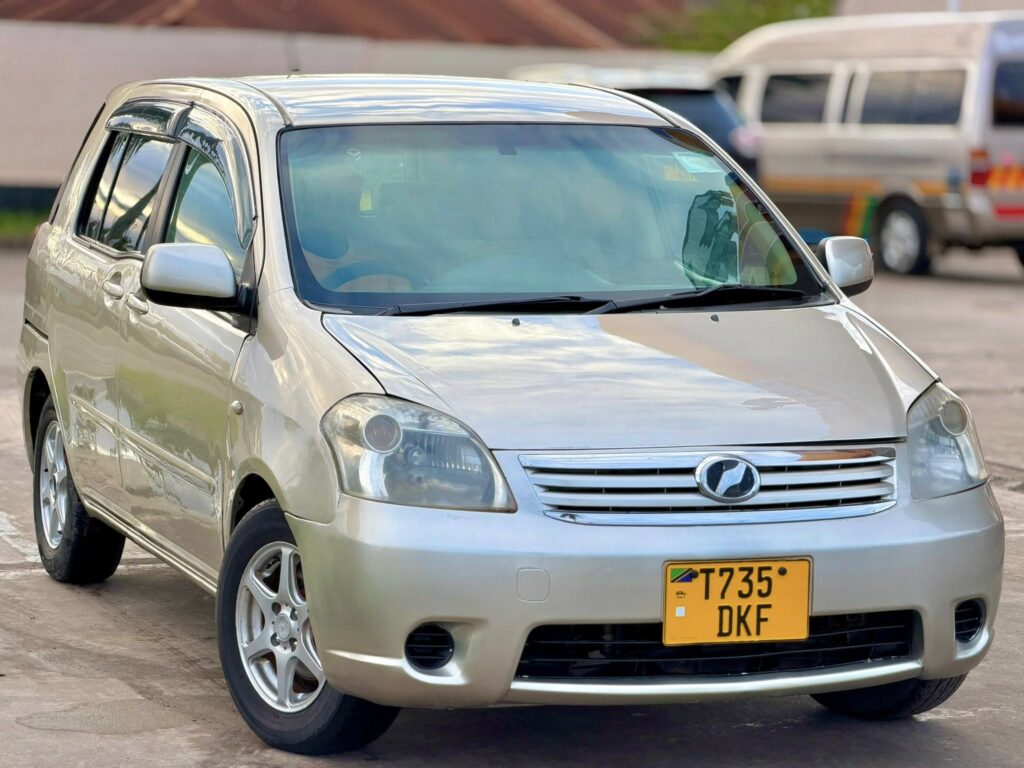 Magari Used Toyota Raum 2004 Dar es Salaam Tanzania