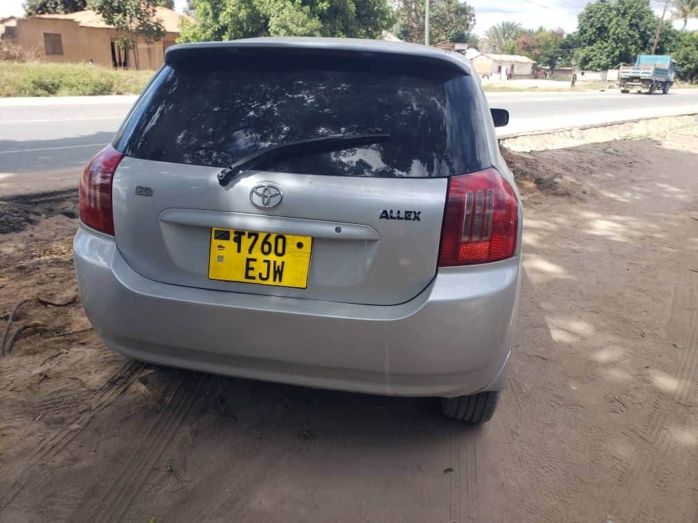 Toyota Allex bei poa sokoni Dodoma Tanzania