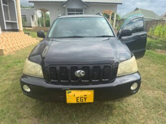 Bei Ya Toyota Kluger 2003 Sokoni Dar es Salaam Tanzania
