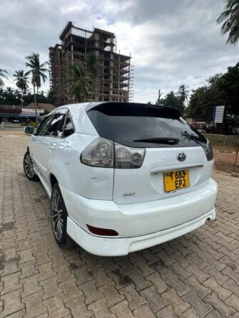 Bei Ya Toyota Harrier 2005 Sokoni Dar es Salaam Tanzania
