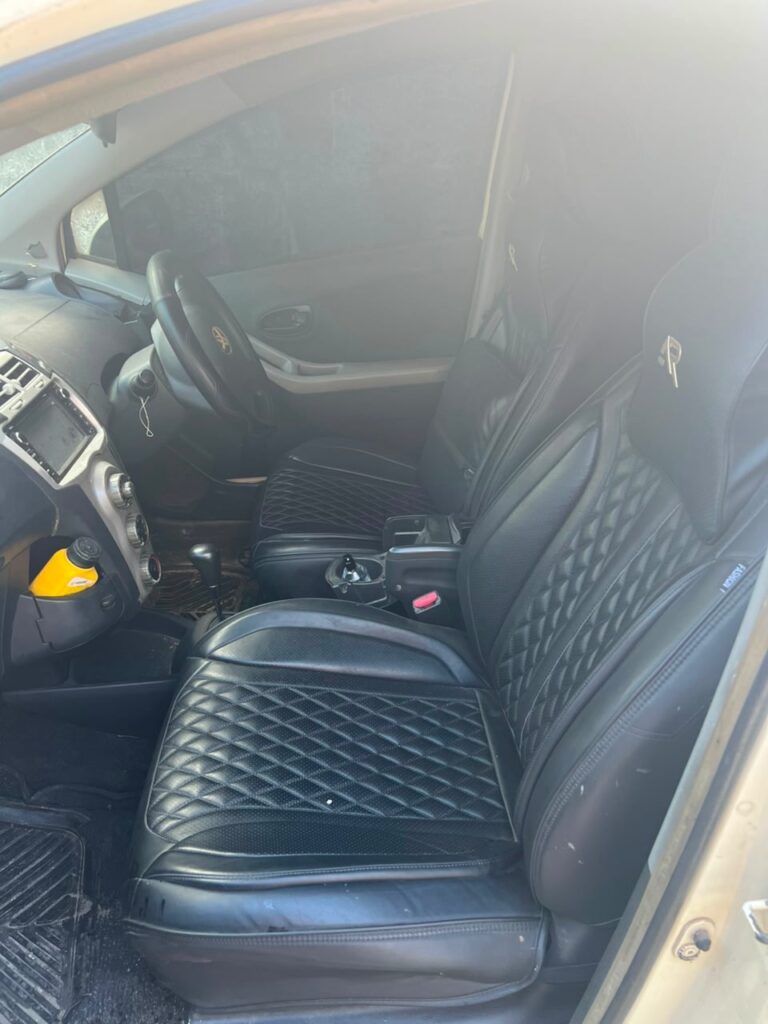 Toyota Vitz 2008 for Sale in Dar es Salaam