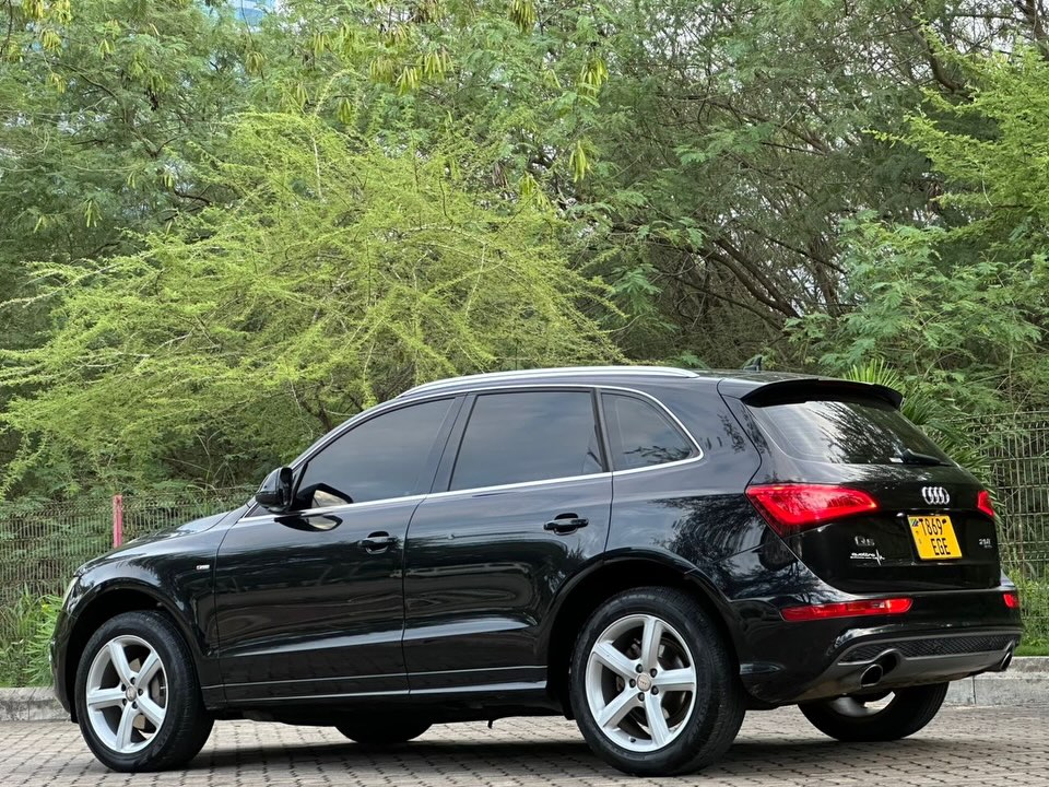 Used Audi Q5 2012 for Sale in Dar es Salaam