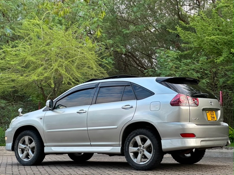 Price Of Toyota Harrier 2007 for Sale in Tanzania