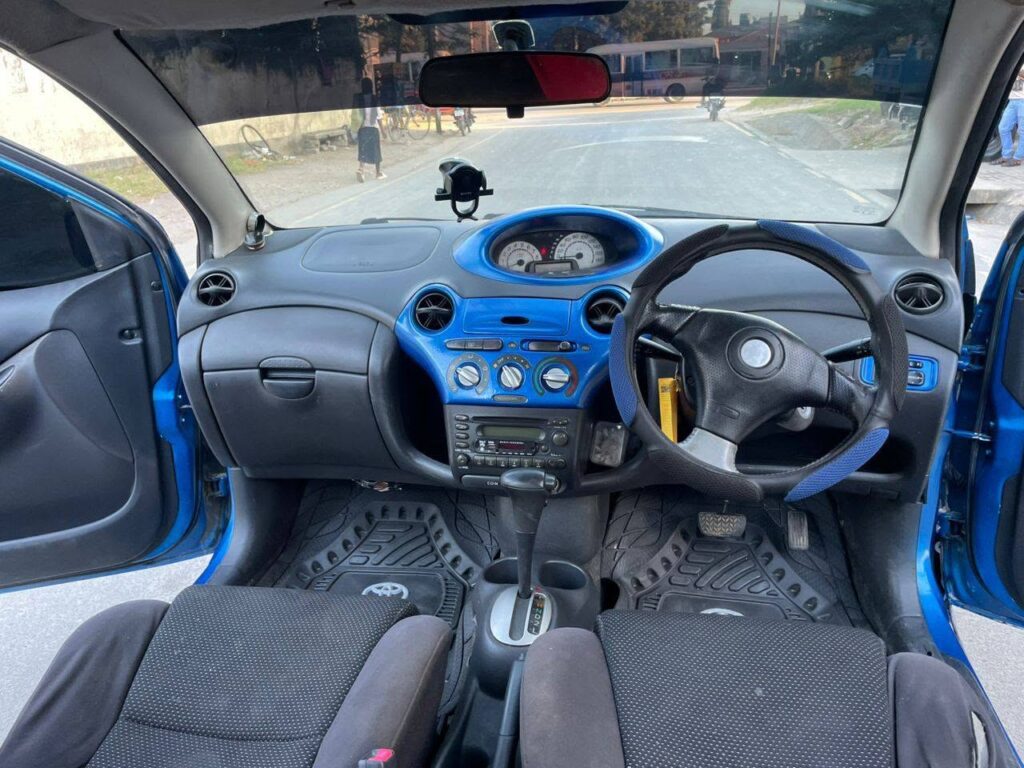Magari Used Toyota Vitz 2001 Dar es Salaam Tanzania