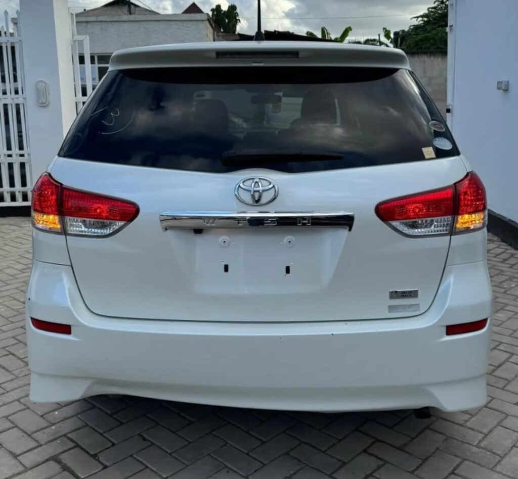 Magari Used Toyota Wish 2010 Dar es Salaam Tanzania