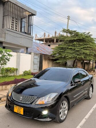 Bei Ya Toyota Crown 2009 Sokoni Dar es Salaam Tanzania