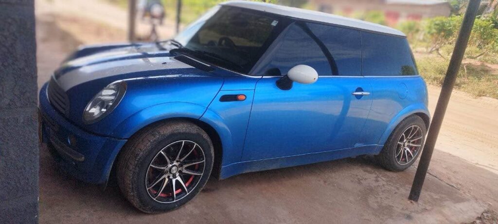 Price Of Mini Cooper 2004 for Sale in Tanzania