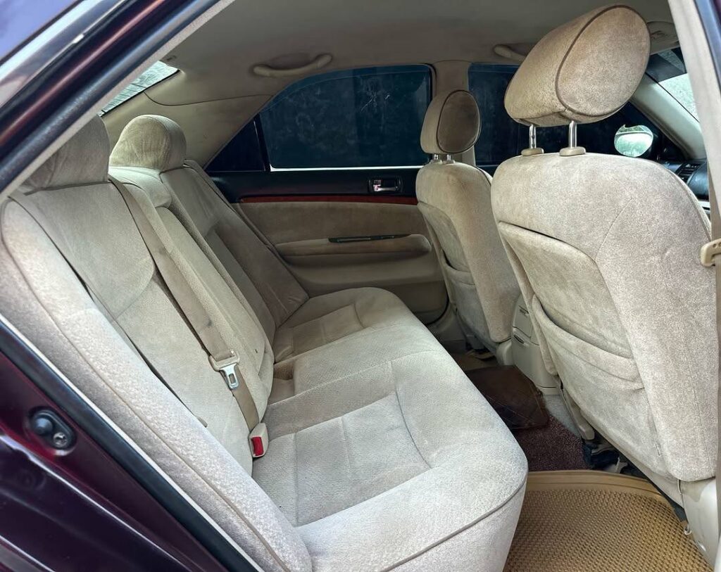 Magari Used Toyota Mark II 2005 Mwanza Tanzania