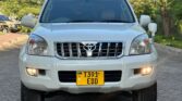 Used Toyota Land Cruiser Prado 2006 for Sale in Dar es Salaam