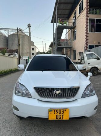 Bei Ya Toyota Harrier 2005 Sokoni Dar es Salaam Tanzania