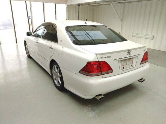 Magari Used Toyota Crown 2005 Dar es Salaam Tanzania