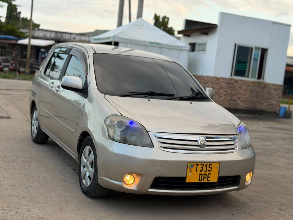 Toyota Raum 2006 for Sale in Dar es Salaam