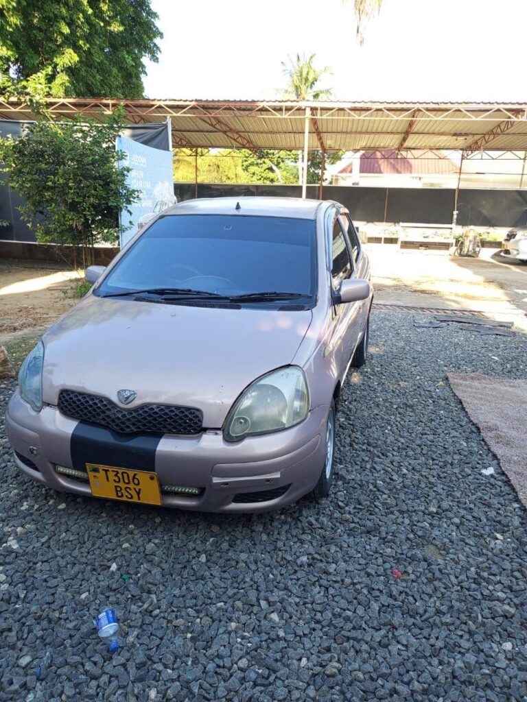 Bei ya Toyota Vitz 2003 Sokoni Dar es Salaam Tanzania