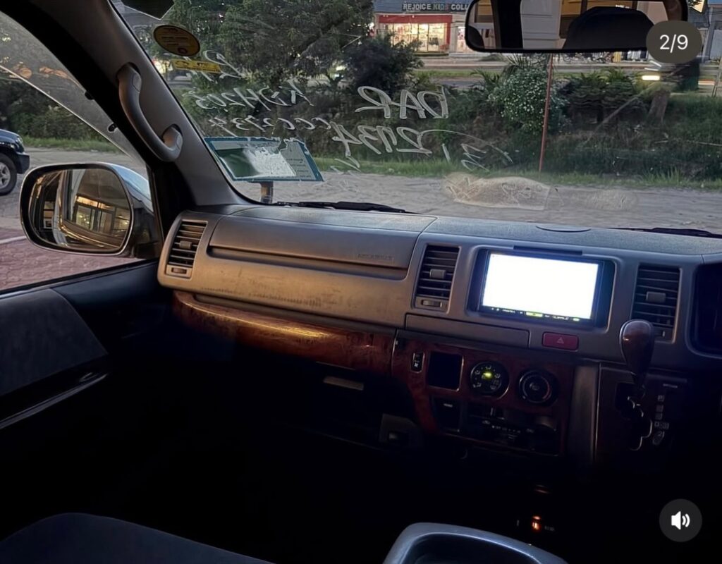 Price Of Toyota Hiace 2004 for Sale in Tanzania
