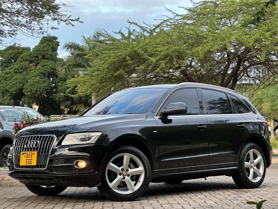 Buy Audi Q5 2012 for Sale in Dar es Salaam