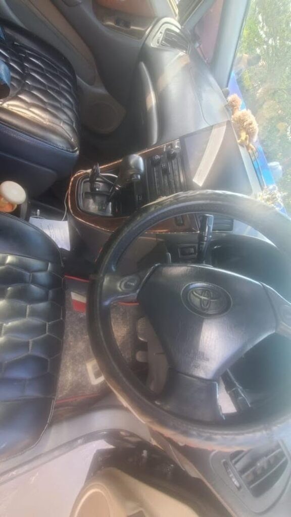 Magari Harrier 2000 lipo Dar es Salaam