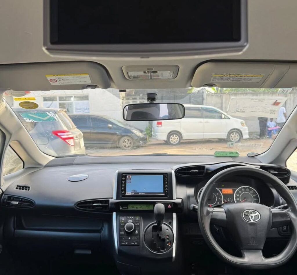 Magari Sokoni Toyota Wish ya Bei Poa 2010