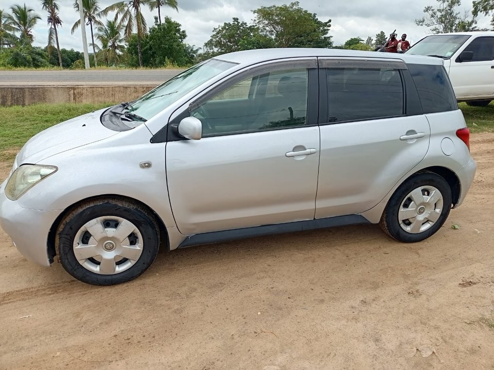 Price Of Toyota IST 2004 for Sale in Tanzania